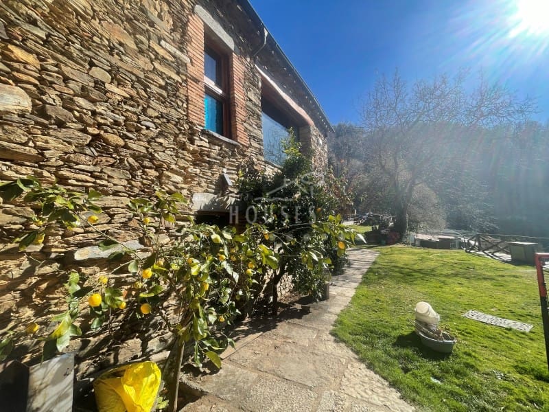 7 sovrum Finca/Hus på landet till salu i Sant Celoni med pool garage - 1 500 000 € (Ref: 3419841)