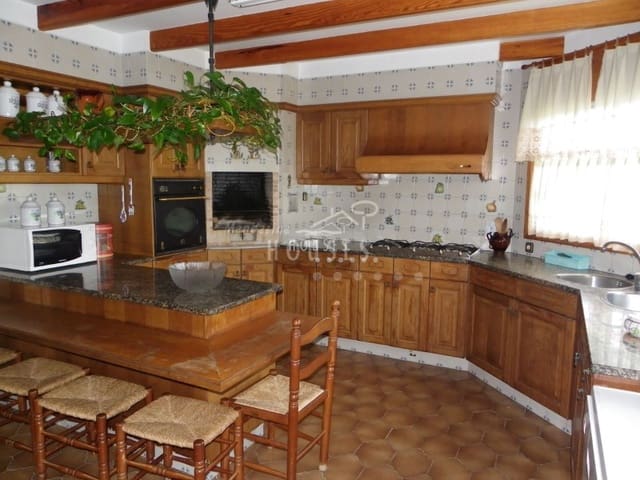 5 quarto Moradia para venda em Blanes com piscina garagem - 850 000 € (Ref: 3419843)