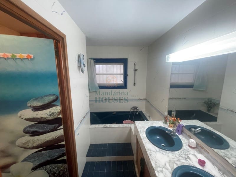 5 soveværelse Villa til salg i Blanes med swimmingpool garage - € 850.000 (Ref: 3419843)