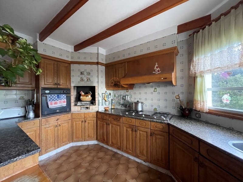 5 soveværelse Villa til salg i Blanes med swimmingpool garage - € 850.000 (Ref: 3419843)