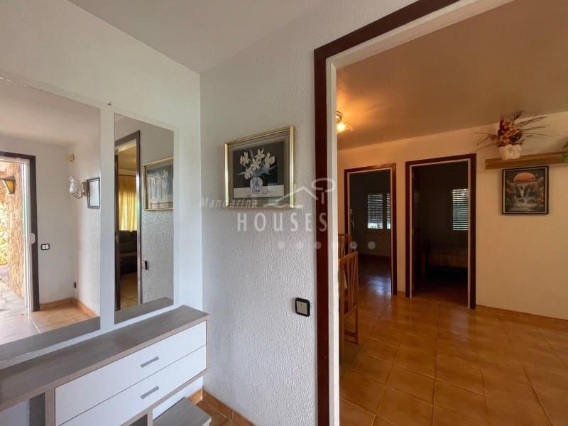 7 slaapkamer Villa te koop in Lloret de Mar met zwembad garage - € 490.000 (Ref: 3419860)