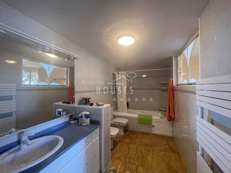 5 sovrum Villa till salu i Lloret de Mar med pool garage - 1 395 000 € (Ref: 3419865)