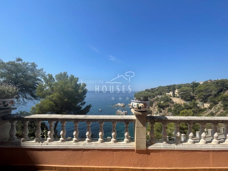 5 sovrum Villa till salu i Lloret de Mar med pool garage - 1 395 000 € (Ref: 3419865)