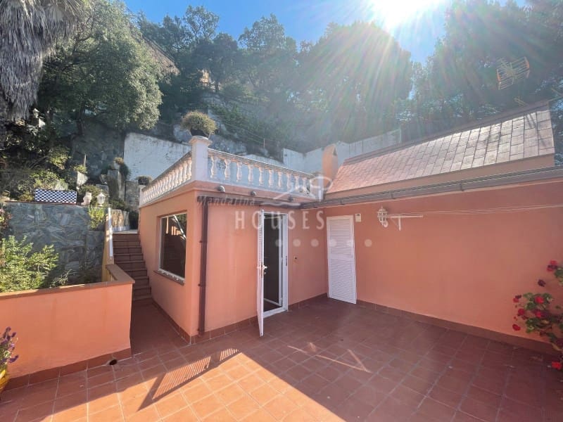 5 sovrum Villa till salu i Lloret de Mar med pool garage - 1 395 000 € (Ref: 3419865)