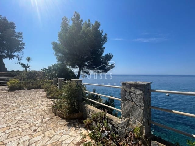 5 sovrum Villa till salu i Canyelles, Lloret de Mar med pool garage - 1 395 000 € (Ref: 3419865)