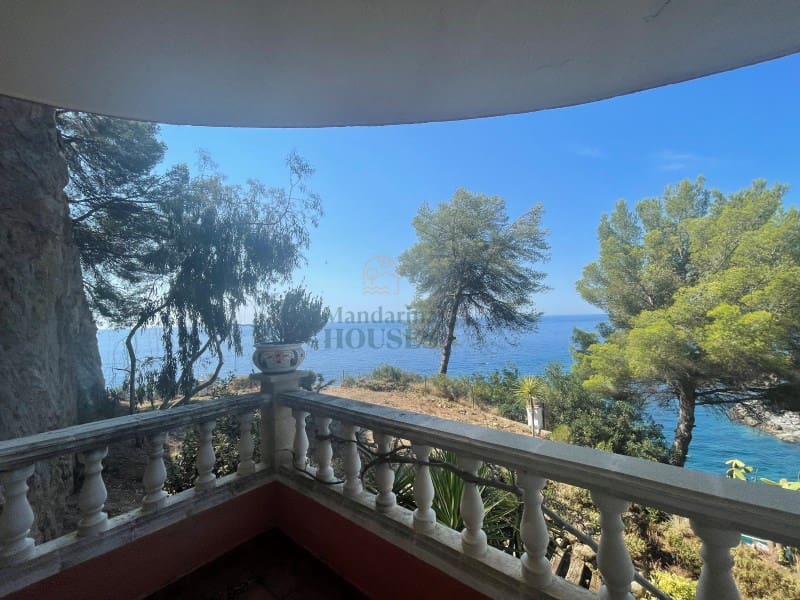 5 sovrum Villa till salu i Lloret de Mar med pool garage - 1 395 000 € (Ref: 3419865)