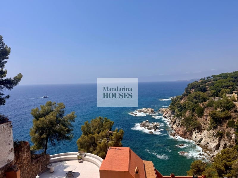 5 slaapkamer Villa te koop in Lloret de Mar met zwembad garage - € 1.395.000 (Ref: 3419865)