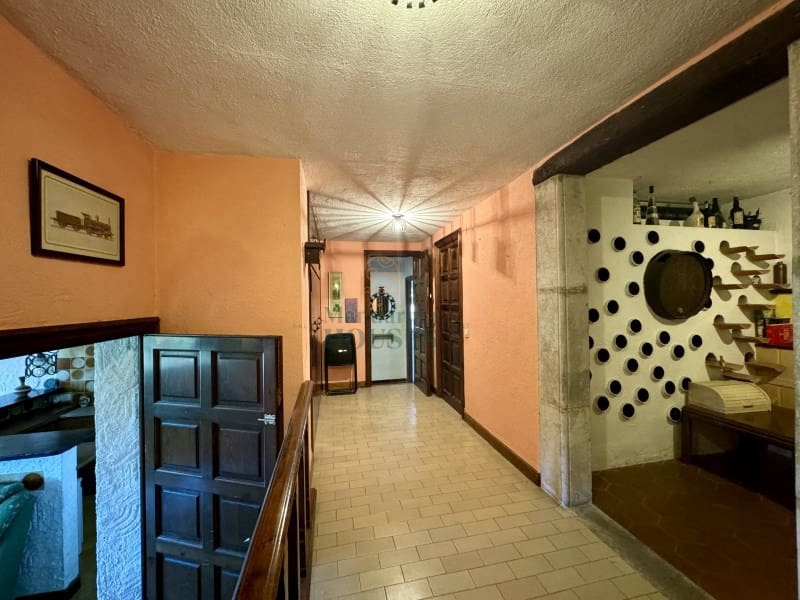 6 soveværelse Villa til salg i Lloret de Mar med swimmingpool garage - € 595.000 (Ref: 3419877)