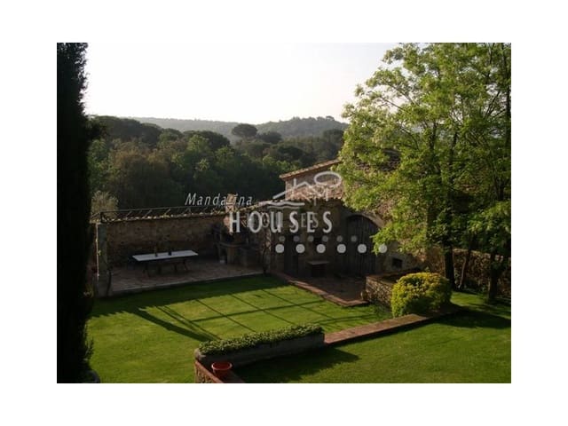 6 sovrum Finca/Hus på landet till salu i Llagostera med pool - 2 600 000 € (Ref: 3419881)