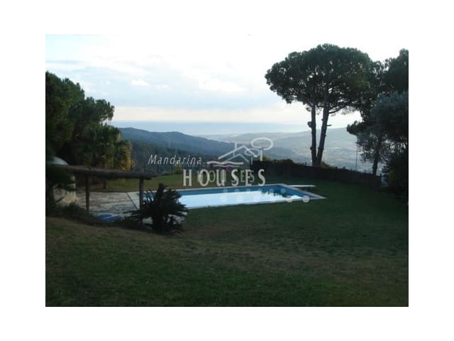 8 bedroom Finca/Country House for sale in Argentona with garage - € 3,150,000 (Ref: 3419889)