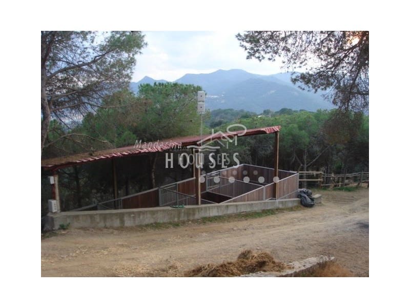 8 soveværelse Finca/Landehus til salg i Argentona med garage - € 3.150.000 (Ref: 3419889)