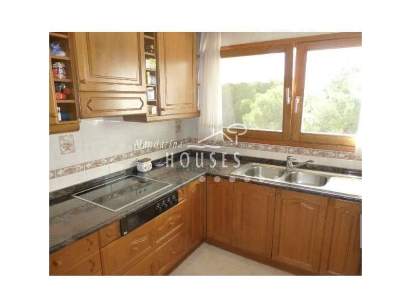 4 soveværelse Villa til salg i Tossa de Mar med swimmingpool garage - € 565.000 (Ref: 3419929)