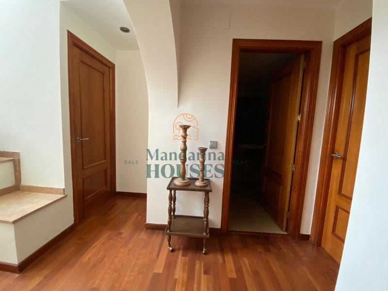 6 sypialnia Willa na sprzedaż w Lloret de Mar z basenem garażem - 690 000 € (Ref: 3419932)