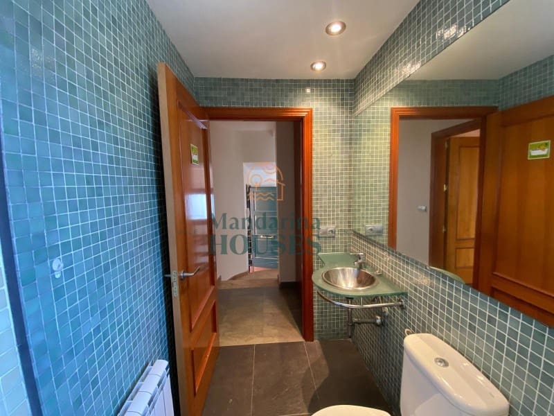 6 sypialnia Willa na sprzedaż w Lloret de Mar z basenem garażem - 690 000 € (Ref: 3419932)