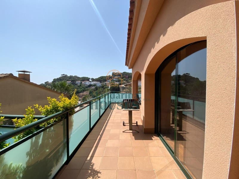 6 sypialnia Willa na sprzedaż w Lloret de Mar z basenem garażem - 690 000 € (Ref: 3419932)