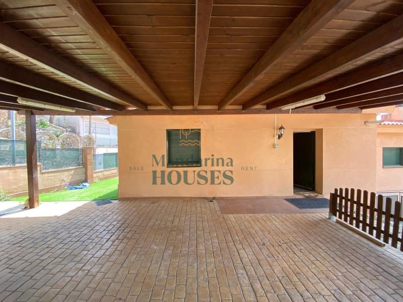 6 sypialnia Willa na sprzedaż w Lloret de Mar z basenem garażem - 690 000 € (Ref: 3419932)