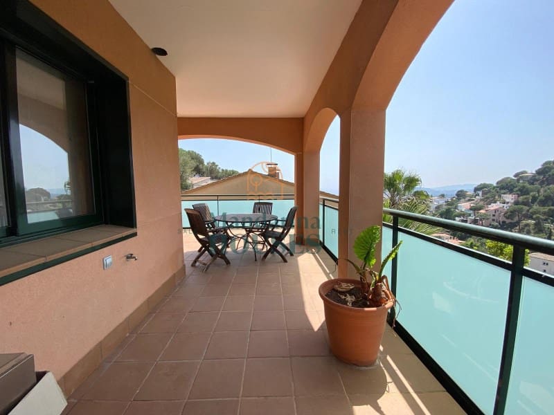 6 sypialnia Willa na sprzedaż w Lloret de Mar z basenem garażem - 690 000 € (Ref: 3419932)