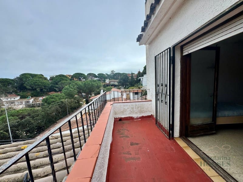 3 soveværelse Villa til salg i Lloret de Mar med garage - € 380.000 (Ref: 3419950)