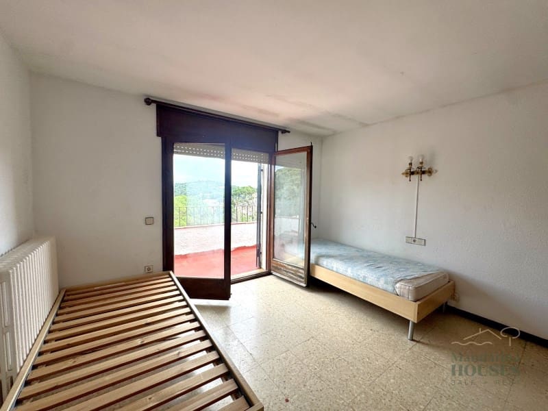 3 soveværelse Villa til salg i Lloret de Mar med garage - € 380.000 (Ref: 3419950)