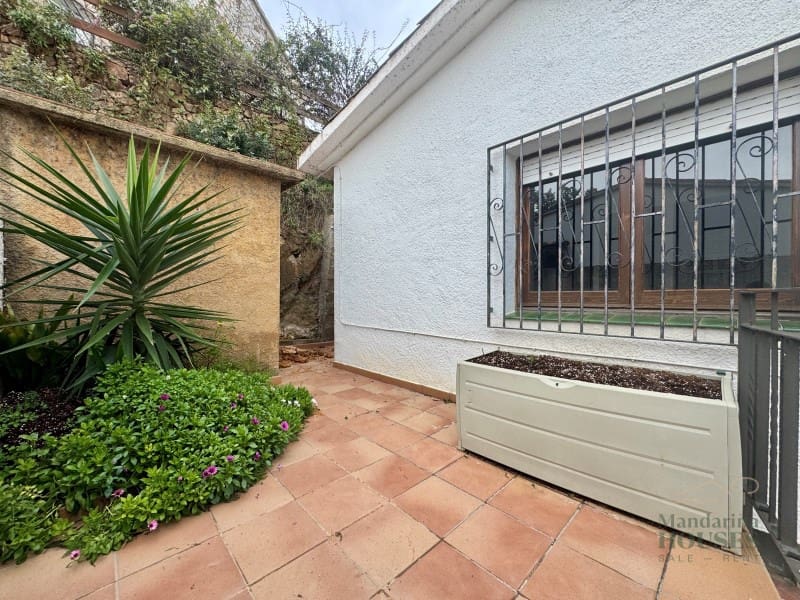 3 soveværelse Villa til salg i Lloret de Mar med garage - € 380.000 (Ref: 3419950)