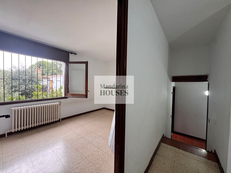 3 quarto Moradia para venda em Lloret de Mar com garagem - 250 000 € (Ref: 3419950)