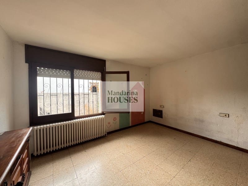 3 quarto Moradia para venda em Lloret de Mar com garagem - 250 000 € (Ref: 3419950)
