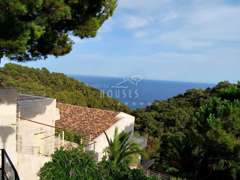 5 soveværelse Villa til salg i Tossa de Mar med swimmingpool garage - € 1.300.000 (Ref: 3419999)