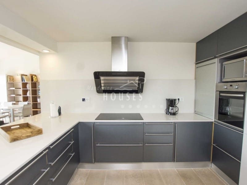 5 soveværelse Villa til salg i Tossa de Mar med swimmingpool garage - € 1.300.000 (Ref: 3419999)