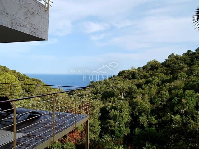 5 soverom Villa til salgs i Tossa de Mar med svømmebasseng garasje - € 1 300 000 (Ref: 3419999)