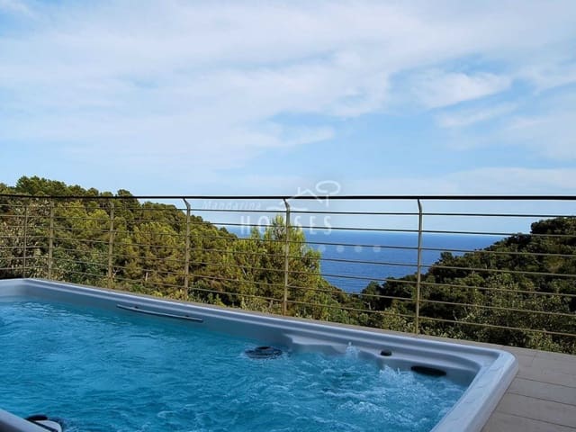 5 soverom Villa til salgs i Tossa de Mar med svømmebasseng garasje - € 1 300 000 (Ref: 3419999)