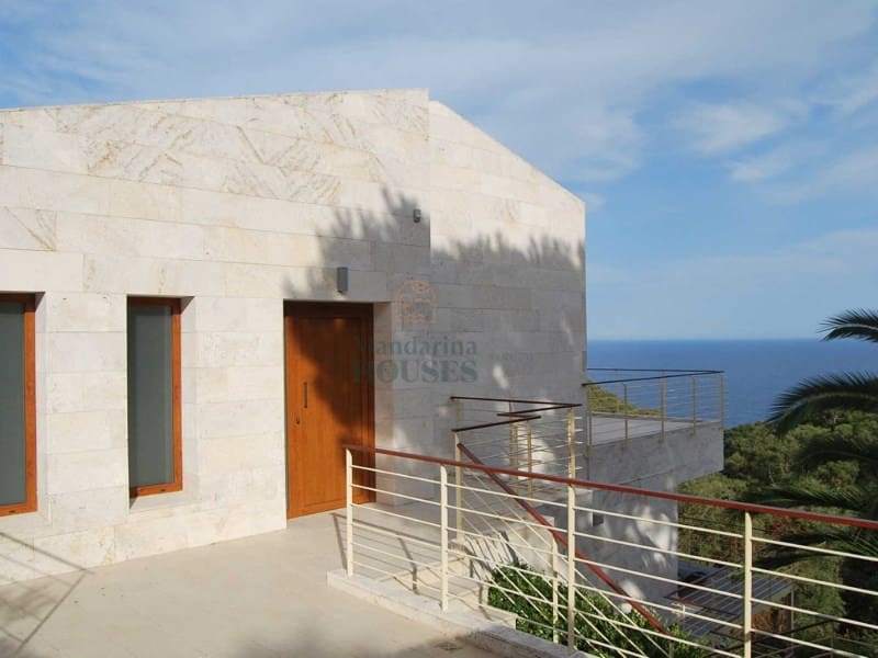 5 soveværelse Villa til salg i Tossa de Mar med swimmingpool garage - € 1.300.000 (Ref: 3419999)