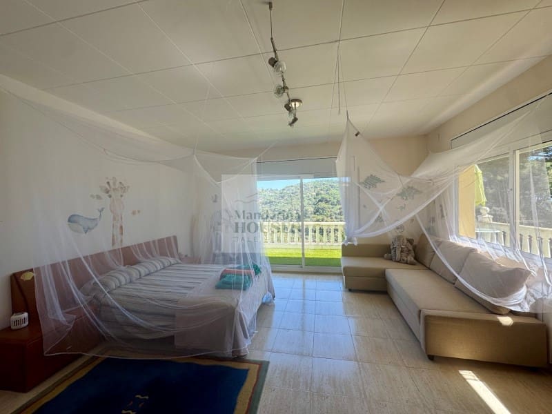 6 slaapkamer Villa te koop in Lloret de Mar met zwembad garage - € 1.250.000 (Ref: 3420009)