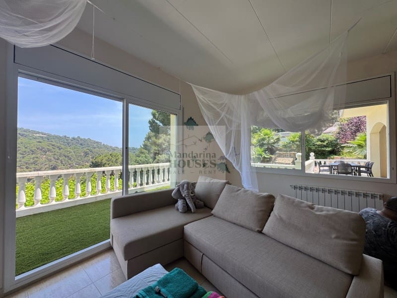 6 slaapkamer Villa te koop in Lloret de Mar met zwembad garage - € 1.250.000 (Ref: 3420009)