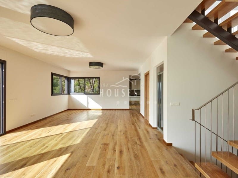 4 quarto Moradia para venda em Lloret de Mar com piscina garagem - 1 900 000 € (Ref: 3420040)