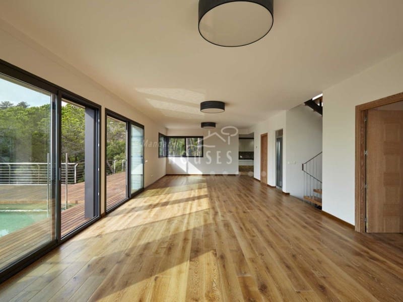 4 quarto Moradia para venda em Lloret de Mar com piscina garagem - 1 900 000 € (Ref: 3420040)