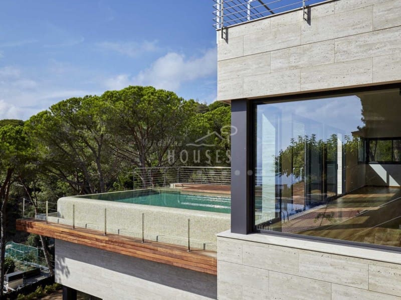 4 quarto Moradia para venda em Lloret de Mar com piscina garagem - 1 900 000 € (Ref: 3420040)