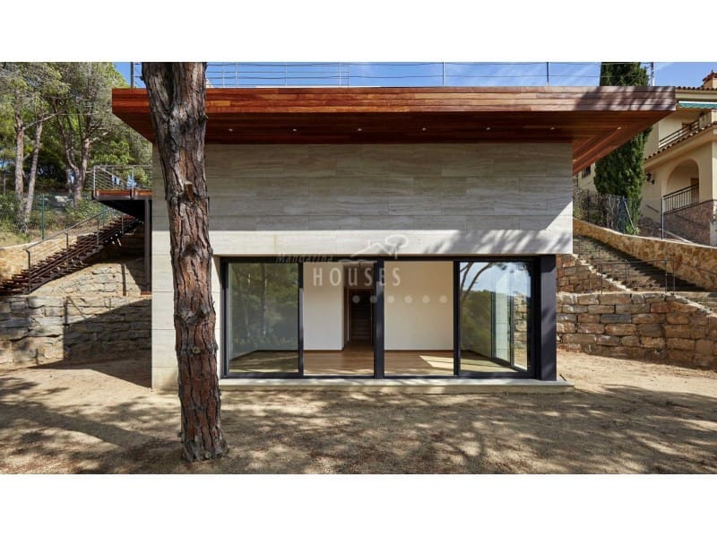 4 quarto Moradia para venda em Lloret de Mar com piscina garagem - 1 900 000 € (Ref: 3420040)