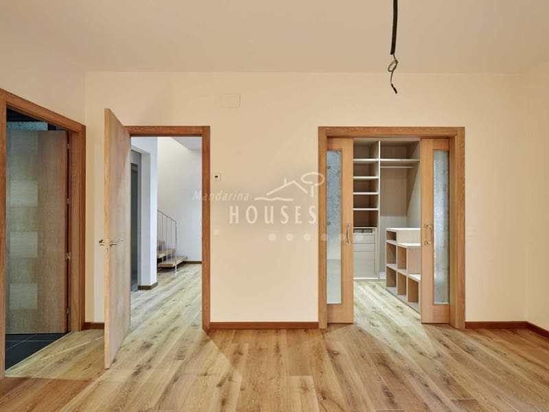 4 quarto Moradia para venda em Lloret de Mar com piscina garagem - 1 900 000 € (Ref: 3420040)