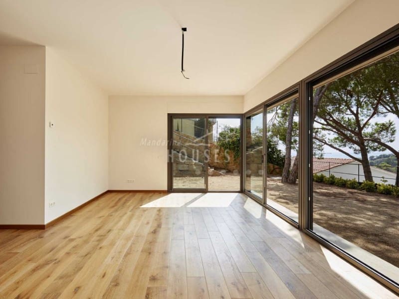 4 quarto Moradia para venda em Lloret de Mar com piscina garagem - 1 900 000 € (Ref: 3420040)