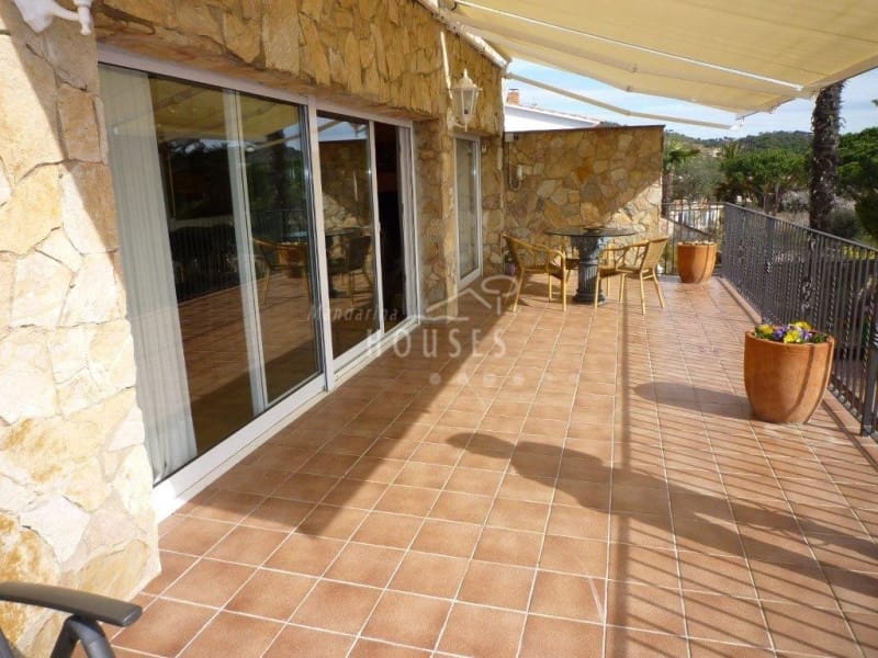 6 Zimmer Villa zu verkaufen in Platja d'Aro - 850.000 € (Ref: 4591849)