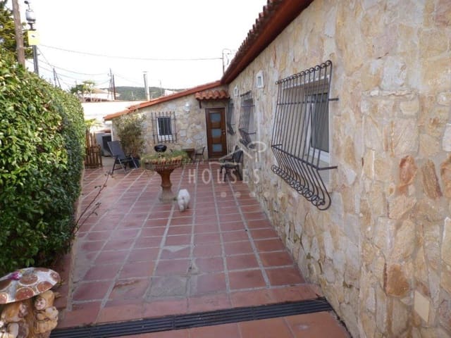 6 bedroom Villa for sale in Platja d'Aro, Castell-Platja d'Aro - € 850,000 (Ref: 4591849)