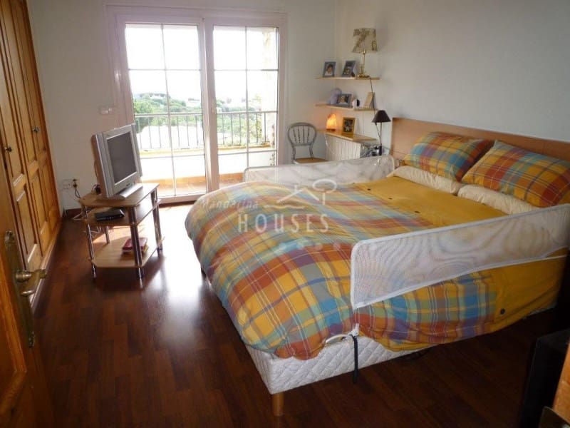 6 Zimmer Villa zu verkaufen in Platja d'Aro - 850.000 € (Ref: 4591849)