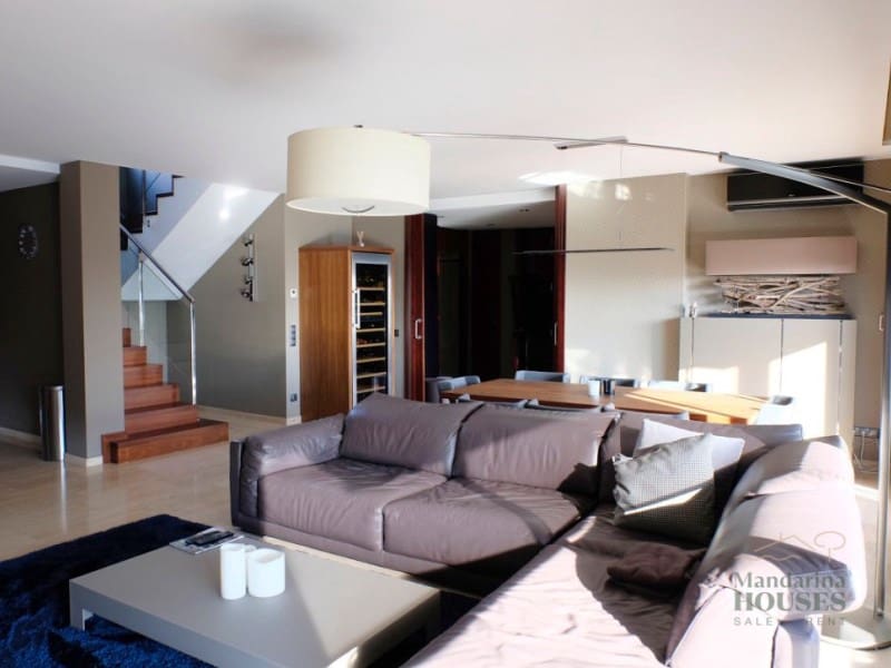 4 sypialnia Willa na sprzedaż w Lloret de Mar z basenem garażem - 1 900 000 € (Ref: 4591931)