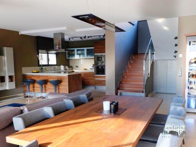 4 soverom Villa til salgs i Canyelles, Lloret de Mar med svømmebasseng garasje - € 1 900 000 (Ref: 4591931)