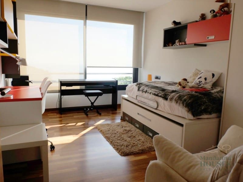 4 sypialnia Willa na sprzedaż w Lloret de Mar z basenem garażem - 1 900 000 € (Ref: 4591931)