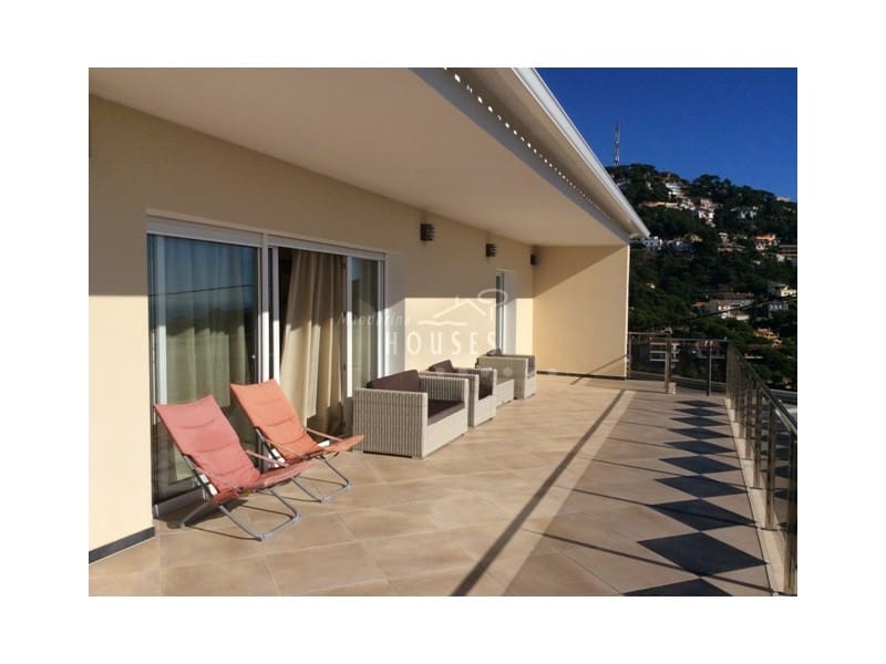 4 soverom Villa til salgs i Lloret de Mar med garasje - € 795 000 (Ref: 4591935)