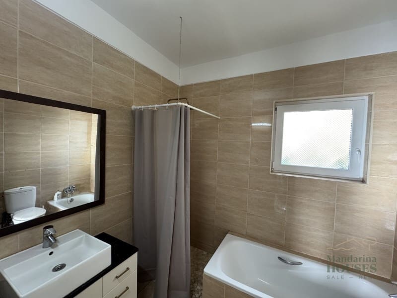 4 soveværelse Villa til salg i Lloret de Mar med garage - € 795.000 (Ref: 4591935)