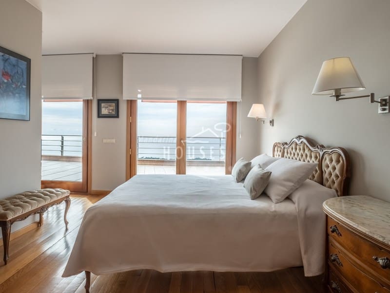 5 soveværelse Villa til salg i Lloret de Mar med swimmingpool garage - € 1.420.000 (Ref: 4591946)