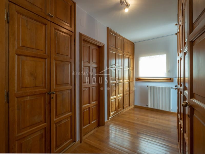 5 soveværelse Villa til salg i Lloret de Mar med swimmingpool garage - € 1.420.000 (Ref: 4591946)