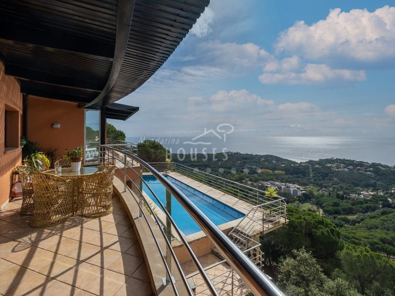 5 soveværelse Villa til salg i Lloret de Mar med swimmingpool garage - € 1.420.000 (Ref: 4591946)